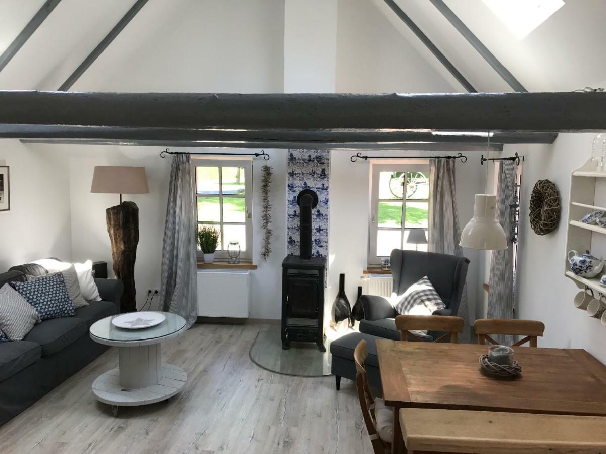 Ferienhaus Wattwurm Rysum Екстер'єр фото